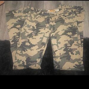 True People Y2K Camouflage Bootcut Pants size 9